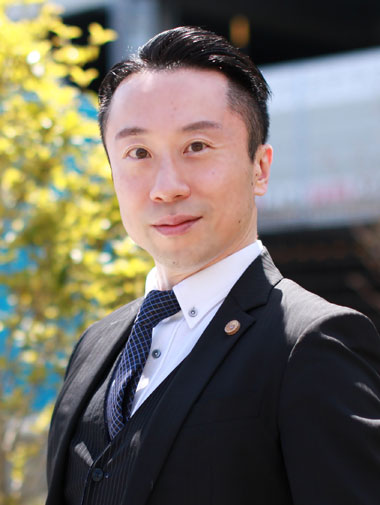建築主任弁護士吉岡津