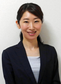 先輩事務員
